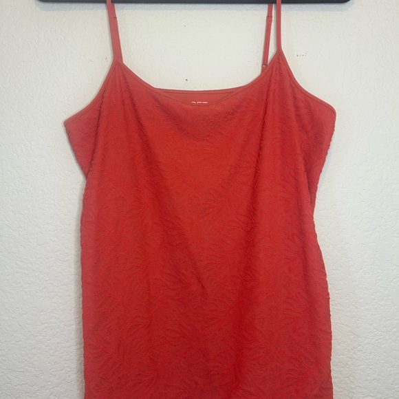 3 pack of Large Loft tank tops - Picture 9 of 11